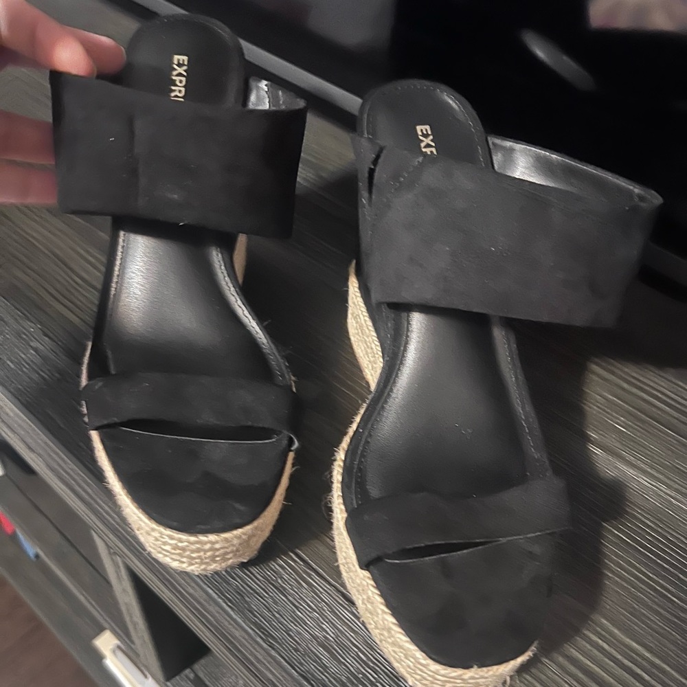 Black wedges.